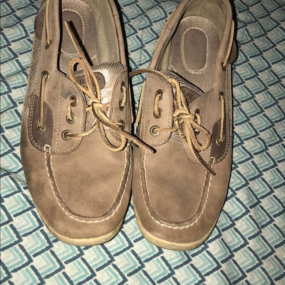 Women’s sperrys